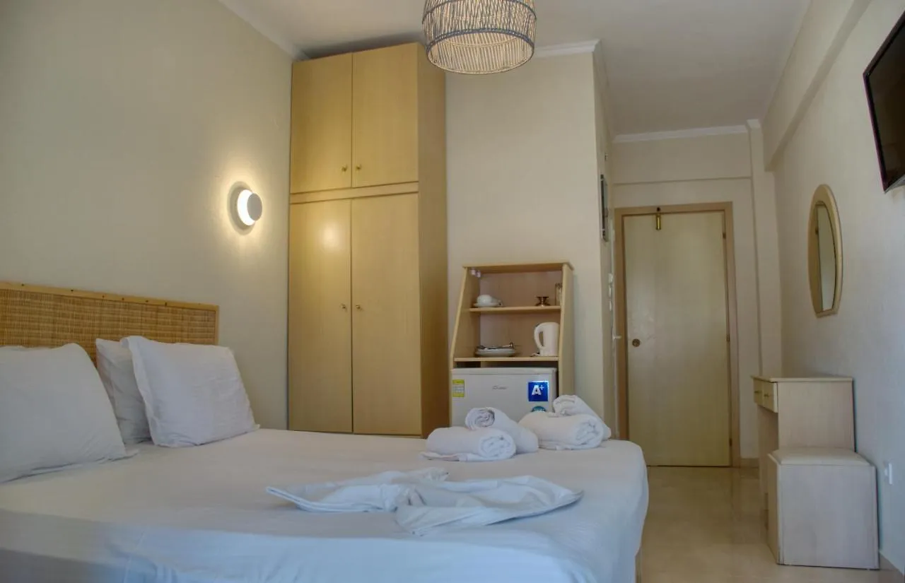 Hotel Viky Sarti 2*,